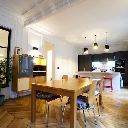Magnificent And Spacious شقة *